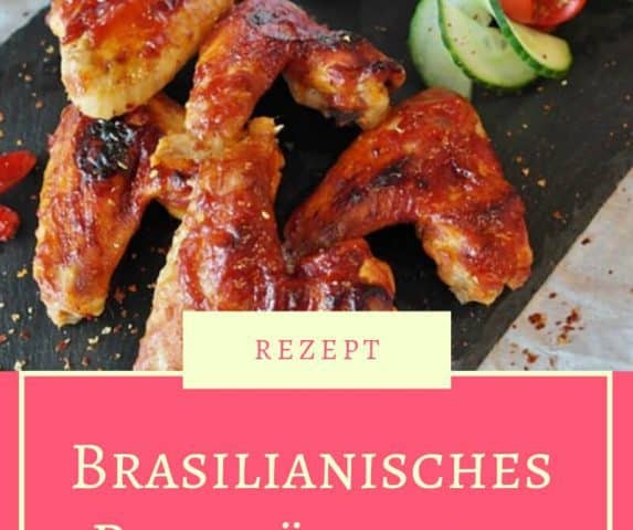Rezept für Brasilianisches Brathähnchen "Frango a Passarinho". Ein traditioneller brasilianischer Snack. Brasilianisches Essen zum Nachkochen. Party-Snack.
